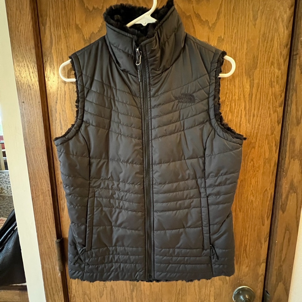 The North Face Reversible Faux Fur Vest S